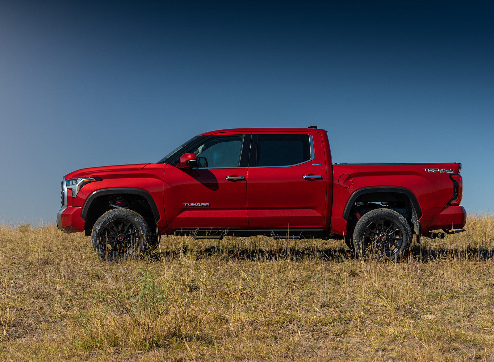 2023 Toyota Tundra TRD with Lift Kit Side Wallpapers #7 of 13