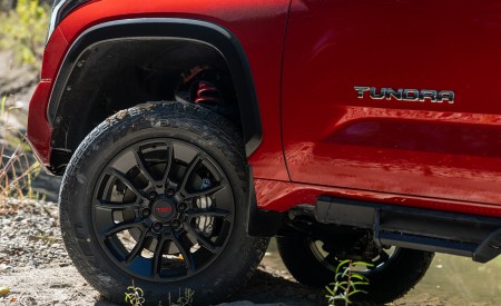 2023 Toyota Tundra TRD with Lift Kit Wheel Wallpapers 450x275 (11)