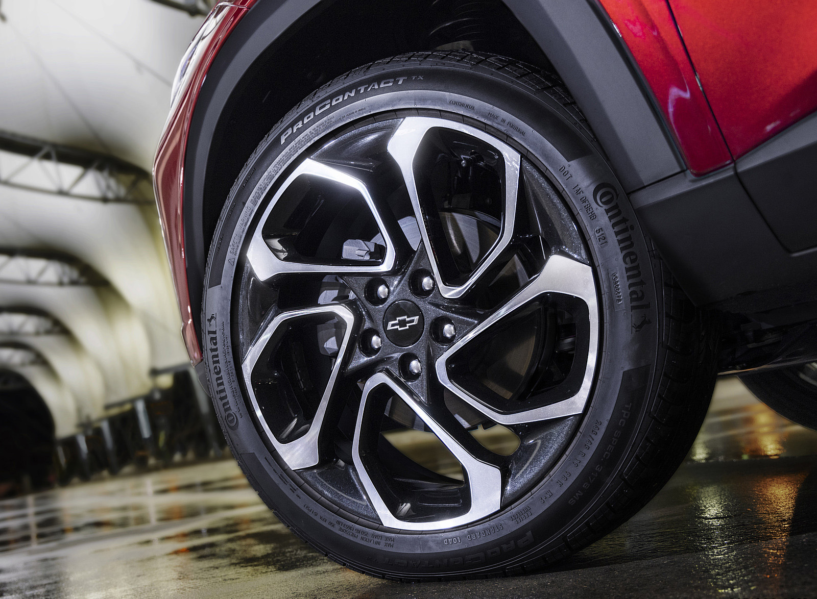 2024 Chevrolet Trax RS Wheel Wallpapers (5)