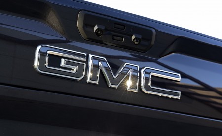 2024 GMC Sierra 2500HD Denali Ultimate Badge Wallpapers  450x275 (8)