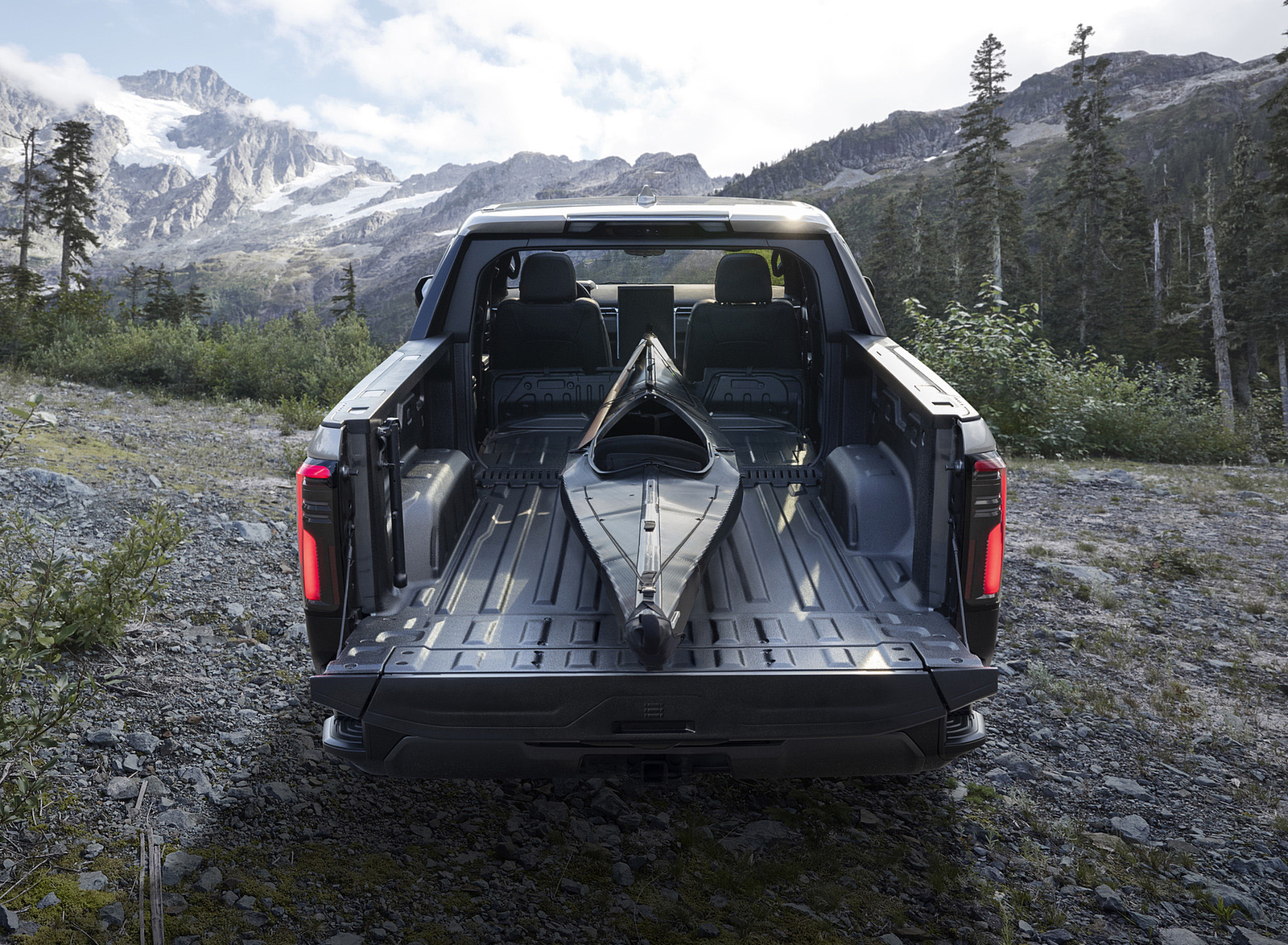 2024 GMC Sierra EV Denali Edition 1 Bed Wallpapers (5)