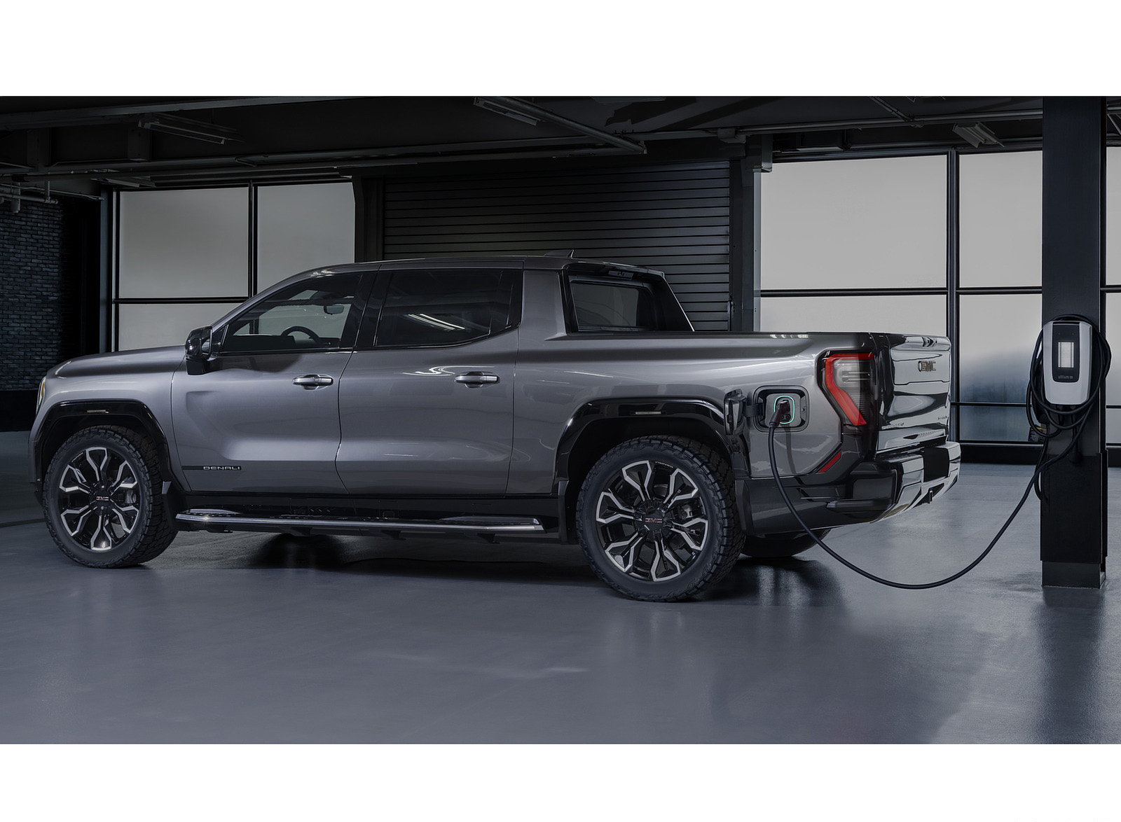 2024 GMC Sierra EV Denali Edition 1 Charging Wallpapers #7 of 20