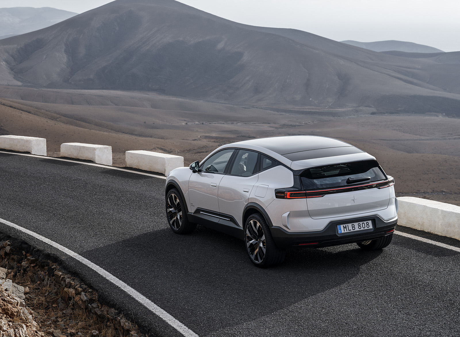 2024 Polestar 3 Rear Three-Quarter Wallpapers (9)