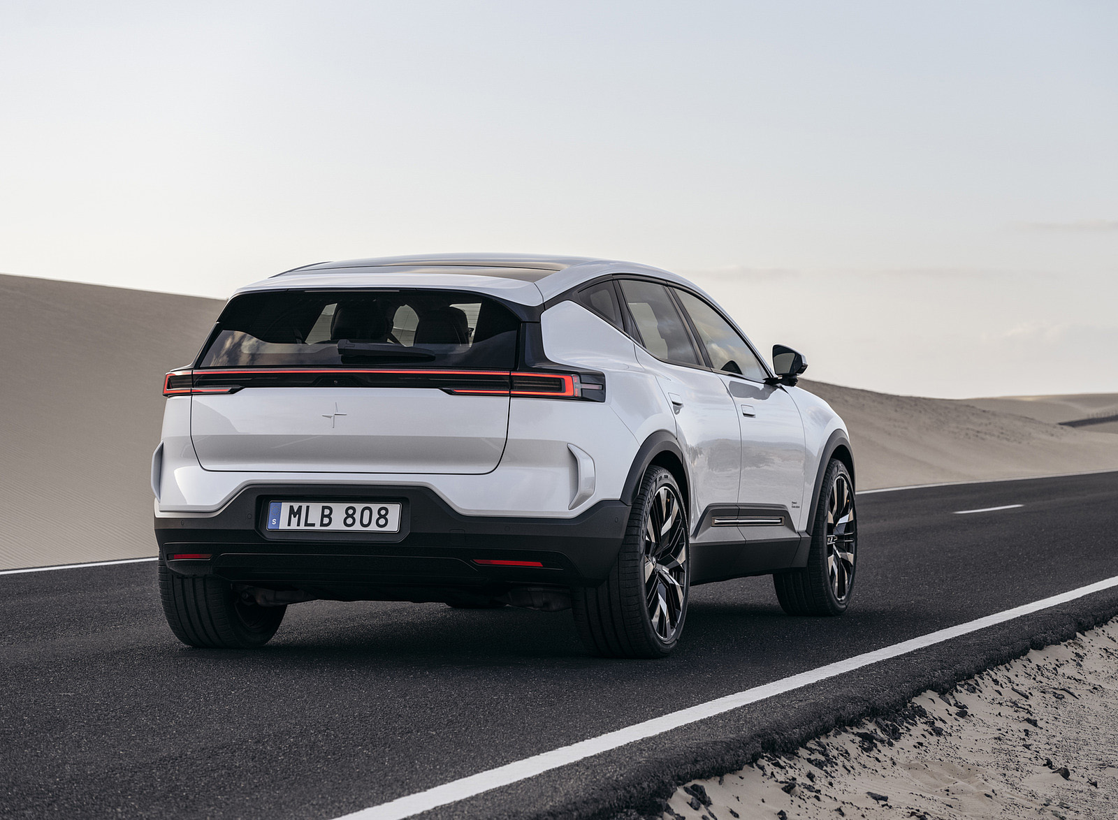 2024 Polestar 3 Rear Three-Quarter Wallpapers (2)