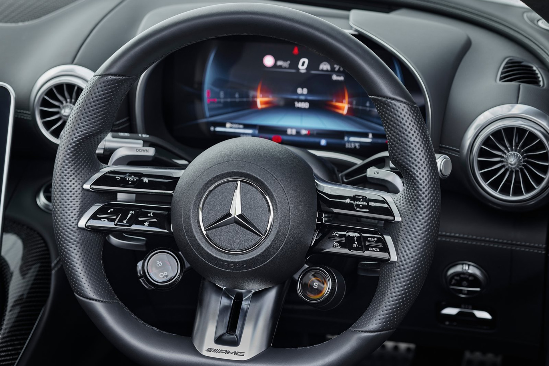 2022 Mercedes-AMG SL 55 (UK-Spec) Interior Steering Wheel Wallpapers #27 of 32