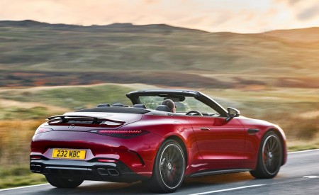 2022 Mercedes-AMG SL 55 (UK-Spec) Rear Three-Quarter Wallpapers 450x275 (6)