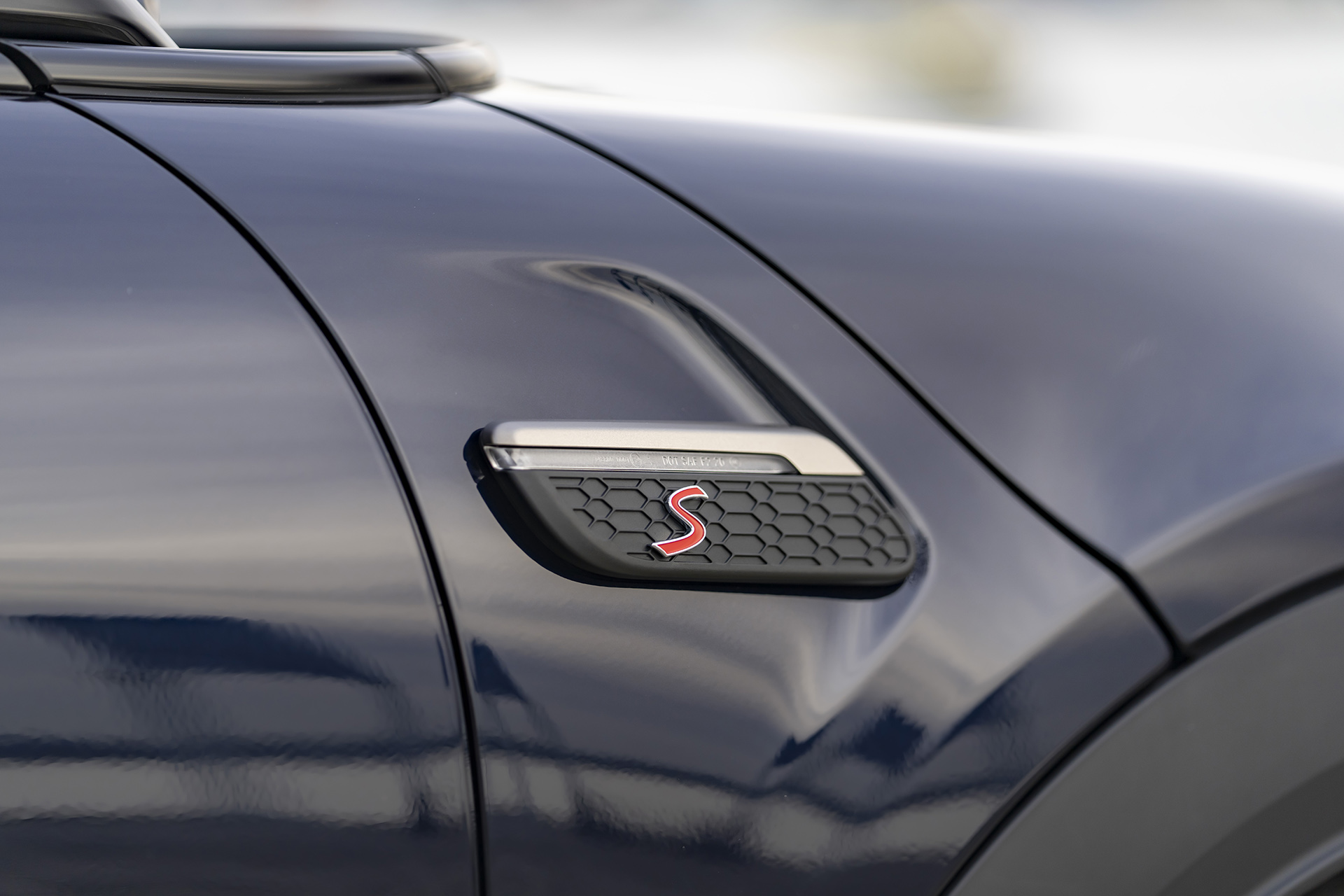 2022 Mini Cooper S 3-door Resolute Edition Badge Wallpapers #40 of 45