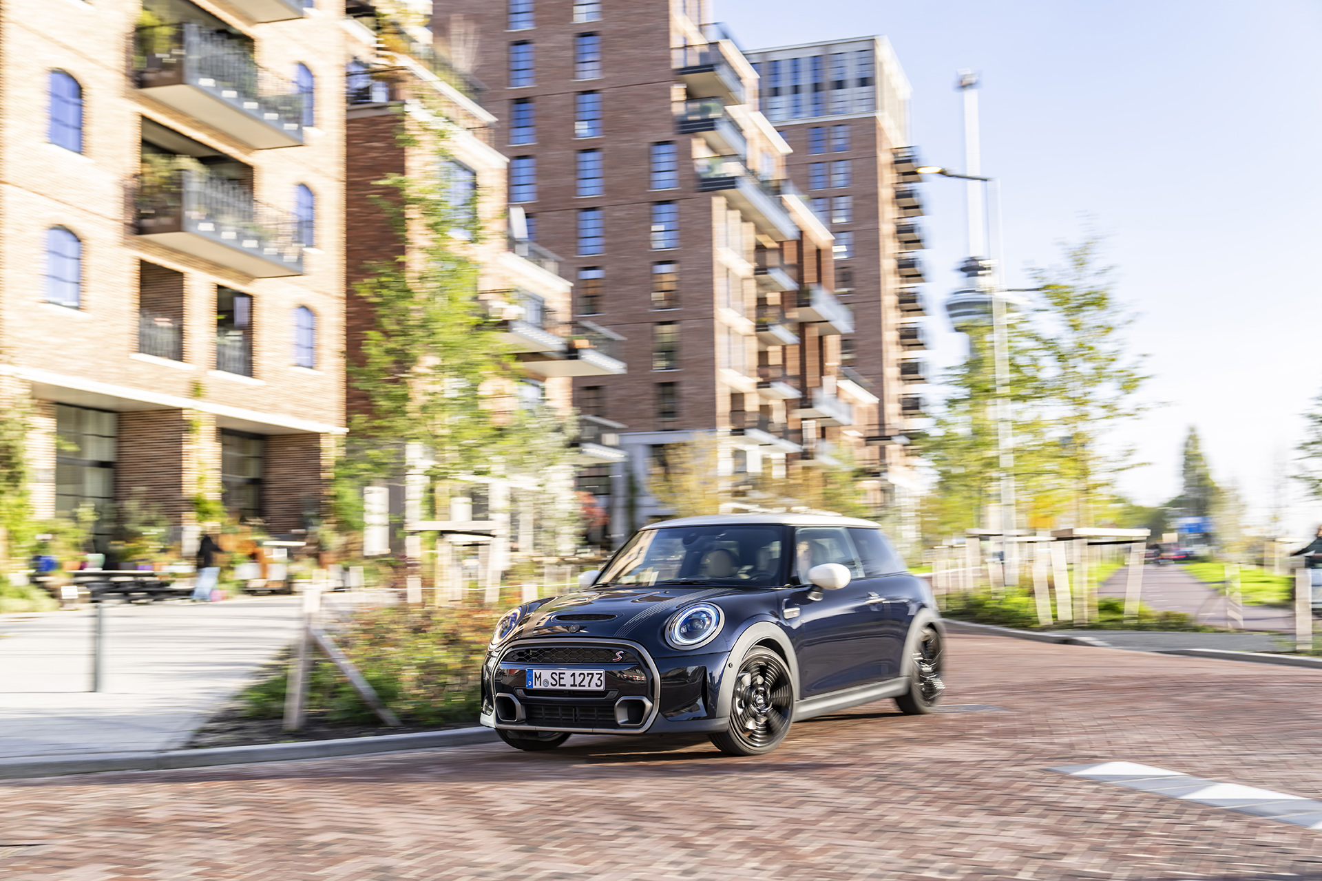 2022 Mini Cooper S 3-door Resolute Edition Front Three-Quarter Wallpapers #13 of 45