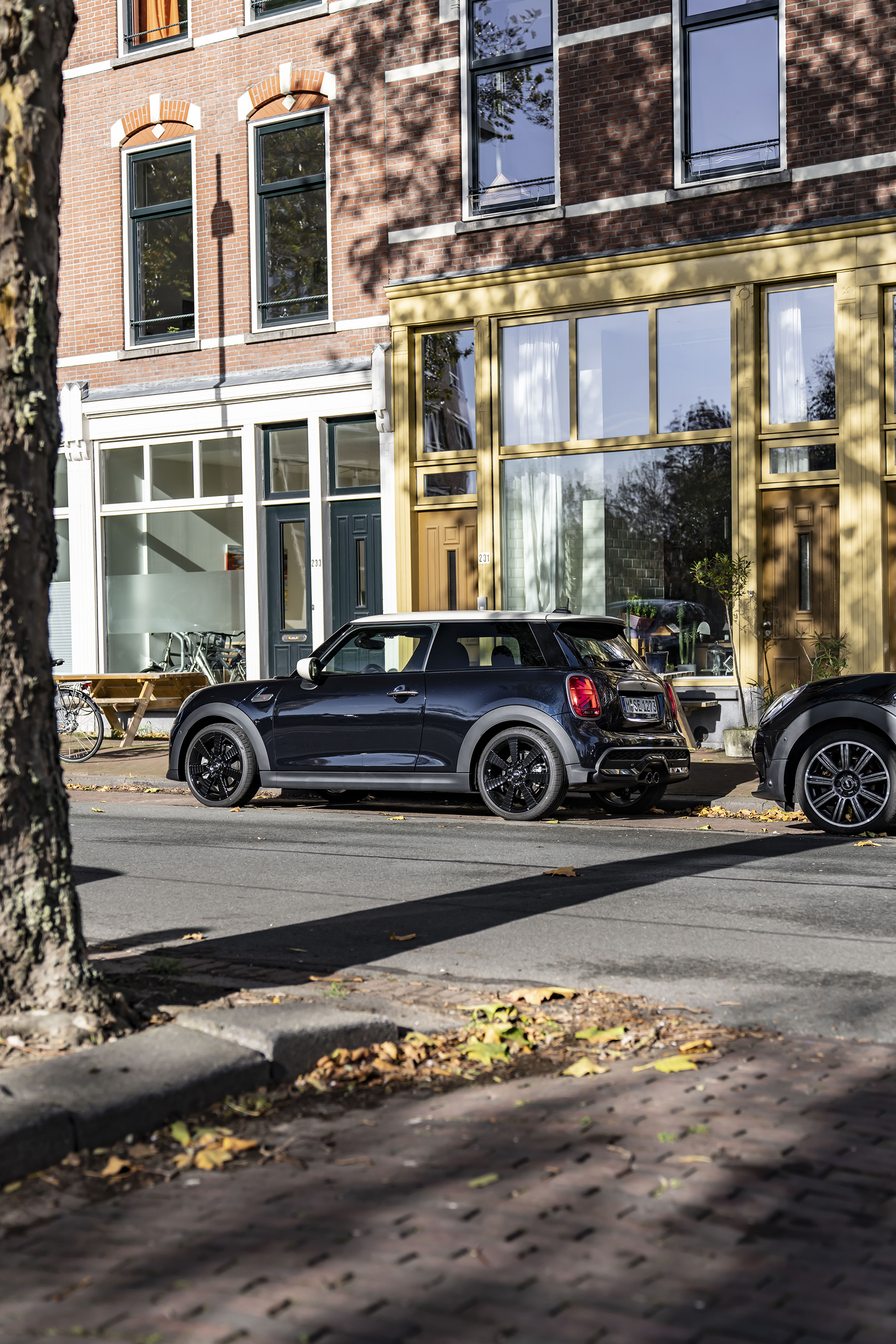 2022 Mini Cooper S 3-door Resolute Edition Side Wallpapers (10)