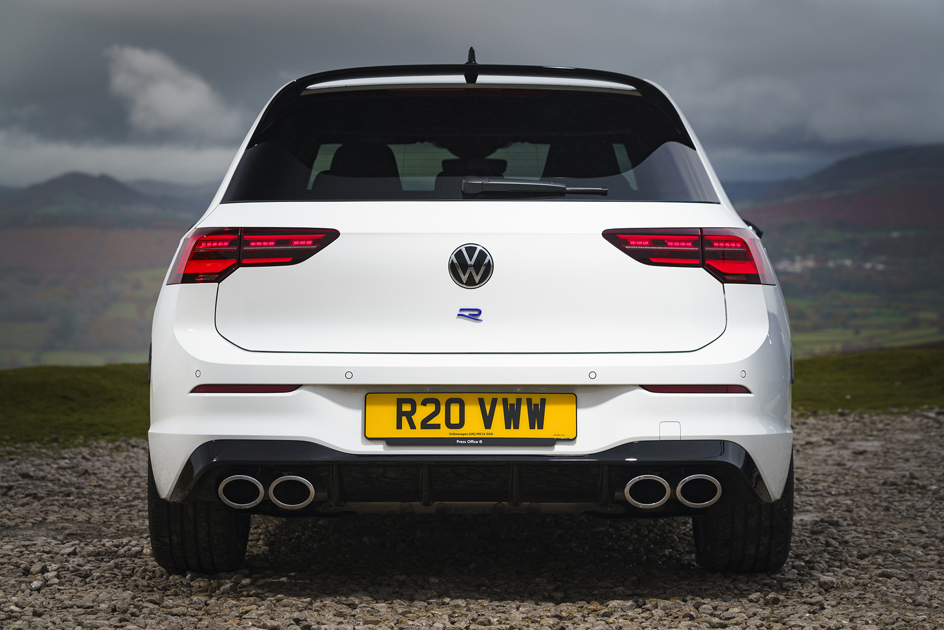 2022 Volkswagen Golf R 20 Years (UK-Spec) Rear Wallpapers (9)