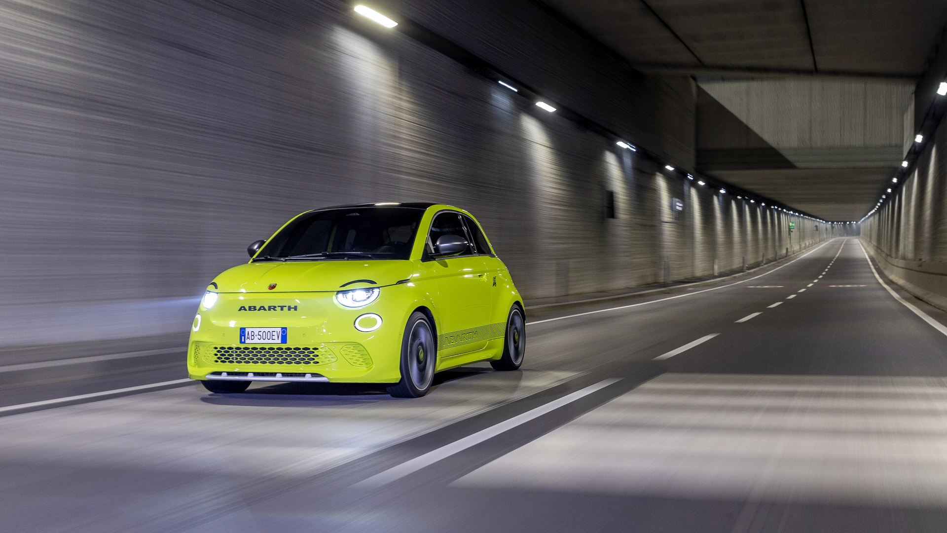 Fiat 500 Abarth Wallpaper
