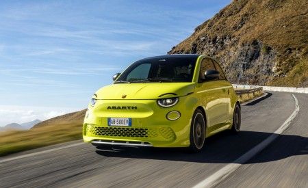 2023 Abarth 500e Wallpapers, Specs & HD Images