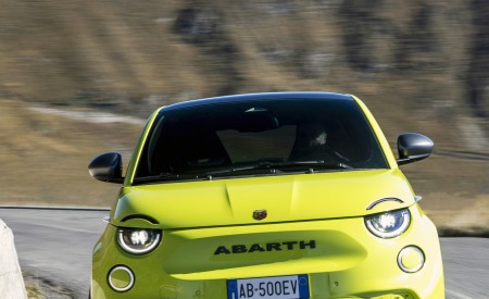 2023 Abarth 500e Front Wallpapers 450x275 (3)