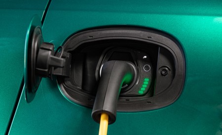 2023 Alfa Romeo Tonale Plug-In Hybrid Q4 Charging Connector Wallpapers 450x275 (37)