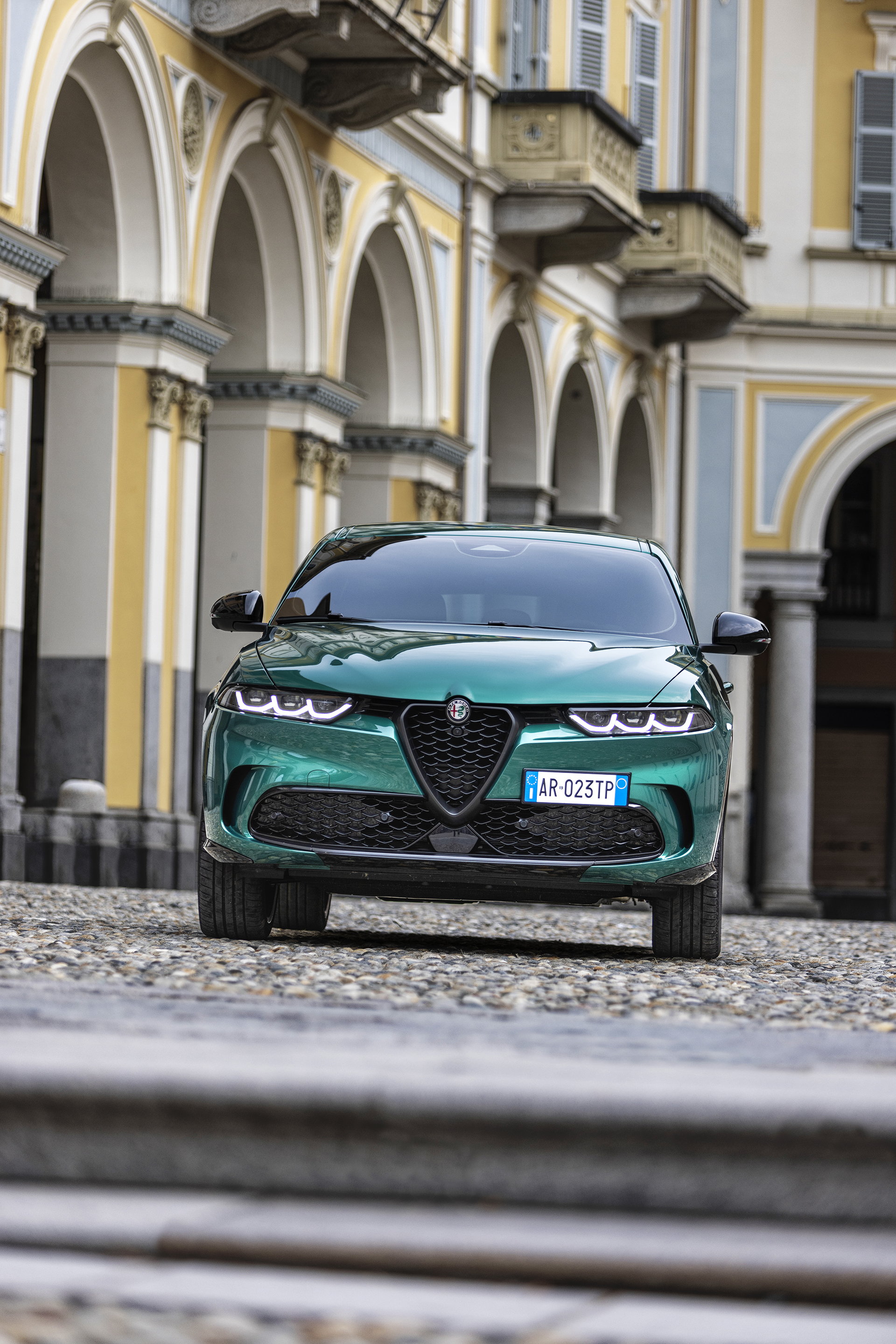 2023 Alfa Romeo Tonale Plug-In Hybrid Q4 Front Wallpapers #31 of 100