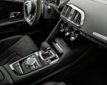 2023 Audi R8 GT RWD Central Console Wallpapers 150x120 (37)