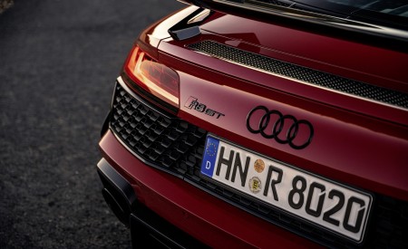 2023 Audi R8 GT RWD Tail Light Wallpapers 450x275 (33)
