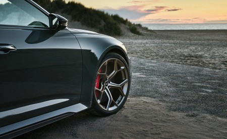 2023 Audi RS6 Avant Performance (Color: Nimbus Grey in Pearl Effect) Detail Wallpapers 450x275 (22)