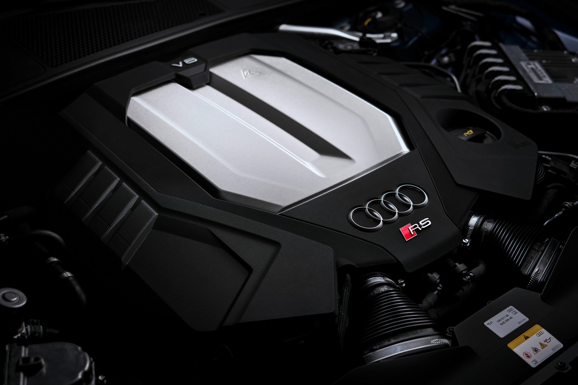 2023 Audi RS6 Avant Performance (Color: Nimbus Grey in Pearl Effect) Engine Wallpapers #60 of 93