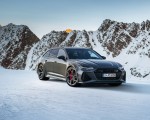 2023 Audi RS6 Avant Performance (Color: Nimbus Grey in Pearl Effect) Front Three-Quarter Wallpapers 150x120