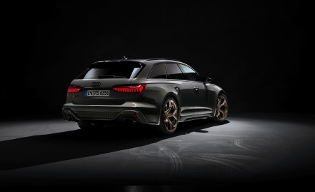 2023 Audi RS6 Avant Performance (Color: Nimbus Grey in Pearl Effect) Rear Three-Quarter Wallpapers 450x275 (51)