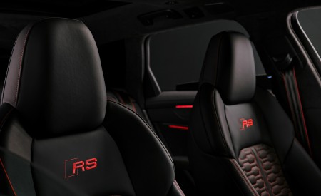 2023 Audi RS6 Avant Performance Interior Front Seats Wallpapers 450x275 (67)
