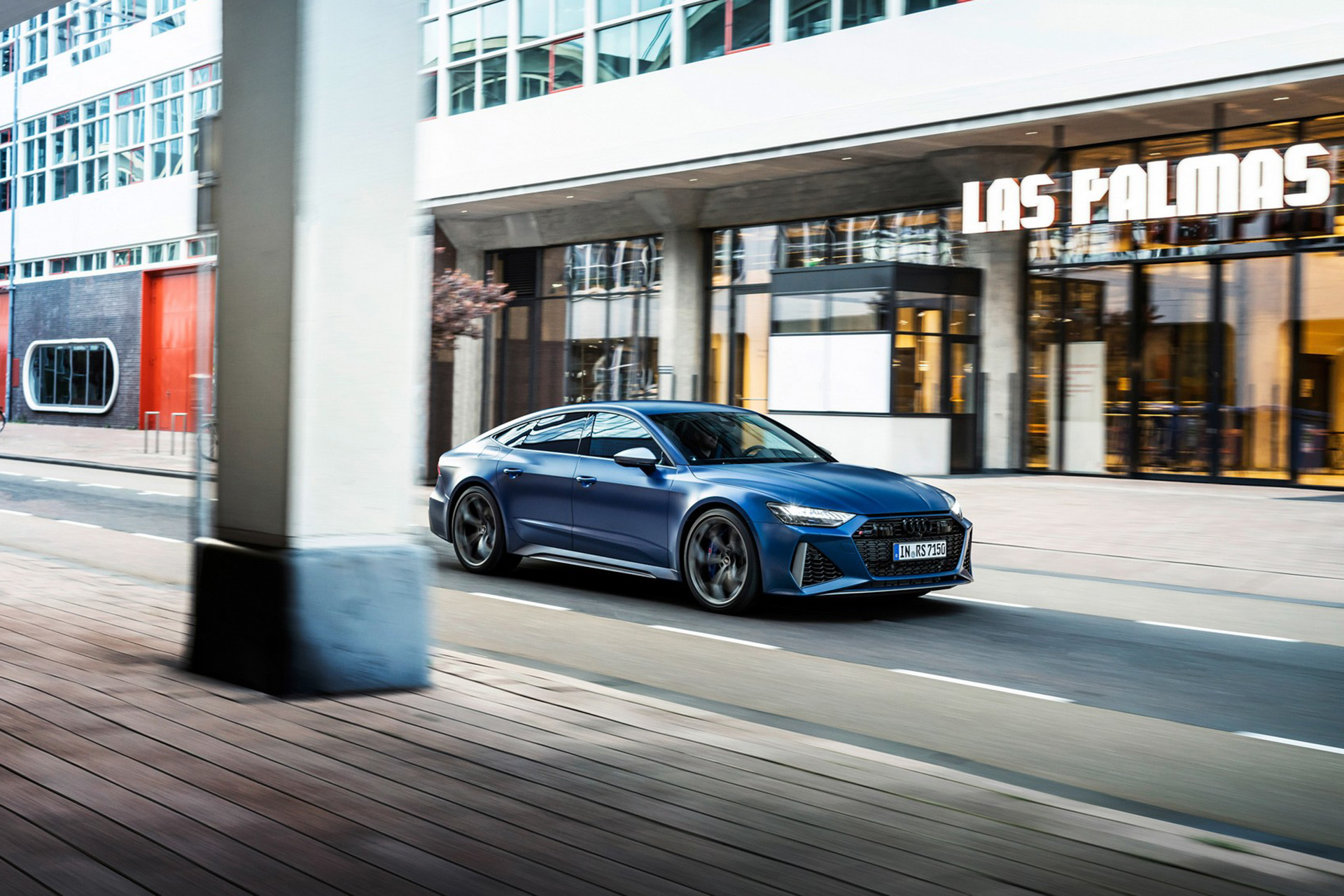 2023 Audi RS7 Sportback Performance (Color: Ascari Blue Matt) Front Three-Quarter Wallpapers #44 of 119