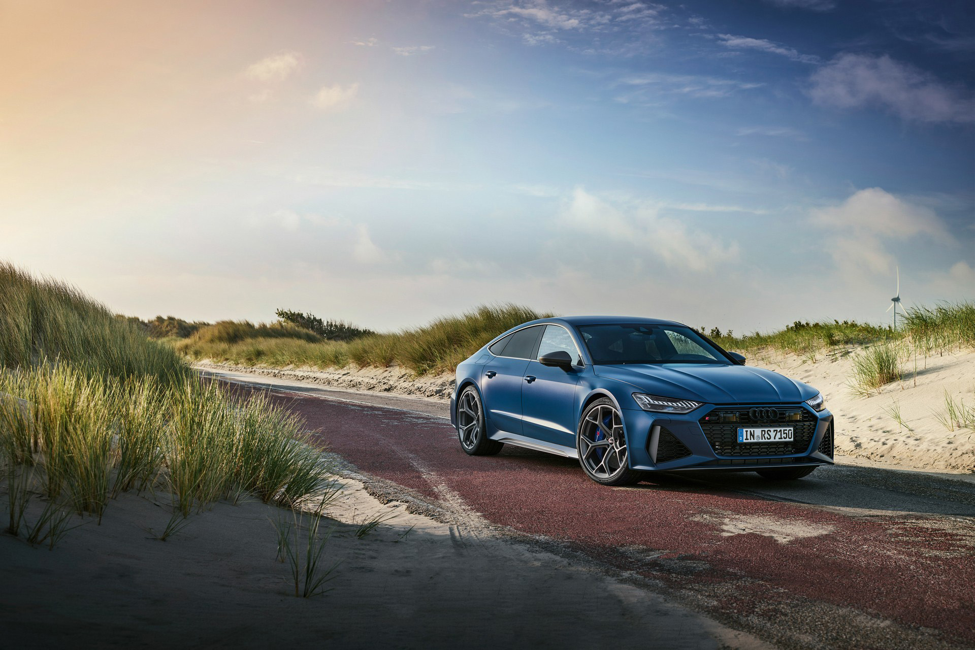 2023 Audi RS7 Sportback Performance (Color: Ascari Blue Matt) Front Three-Quarter Wallpapers #29 of 119