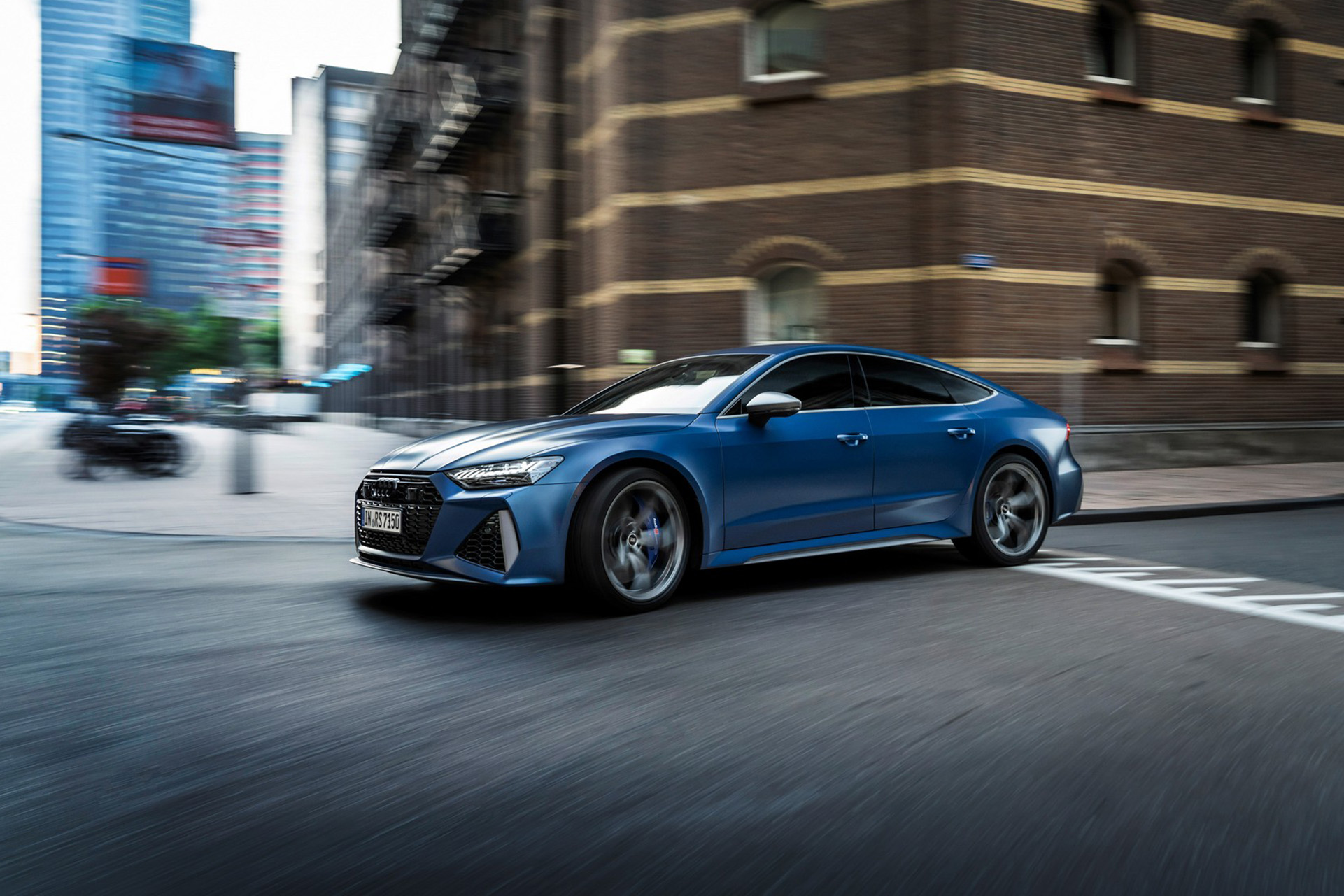 2023 Audi RS7 Sportback Performance (Color: Ascari Blue Matt) Front Three-Quarter Wallpapers #49 of 119