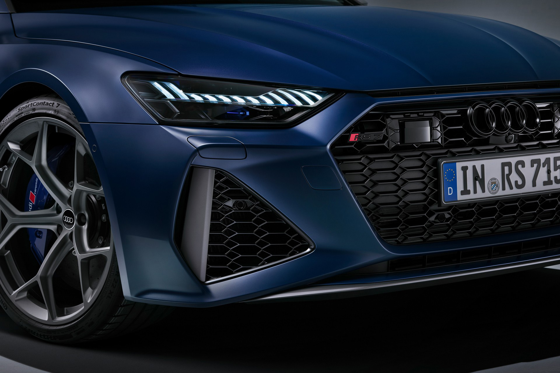 2023 Audi RS7 Sportback Performance (Color: Ascari Blue Matt) Headlight Wallpapers #78 of 119