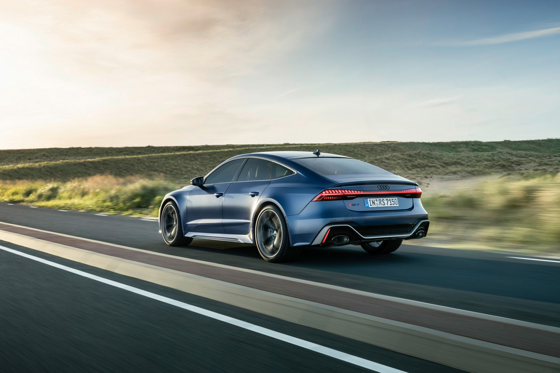 2023 Audi RS7 Sportback Performance (Color: Ascari Blue Matt) Rear Three-Quarter Wallpapers (4)