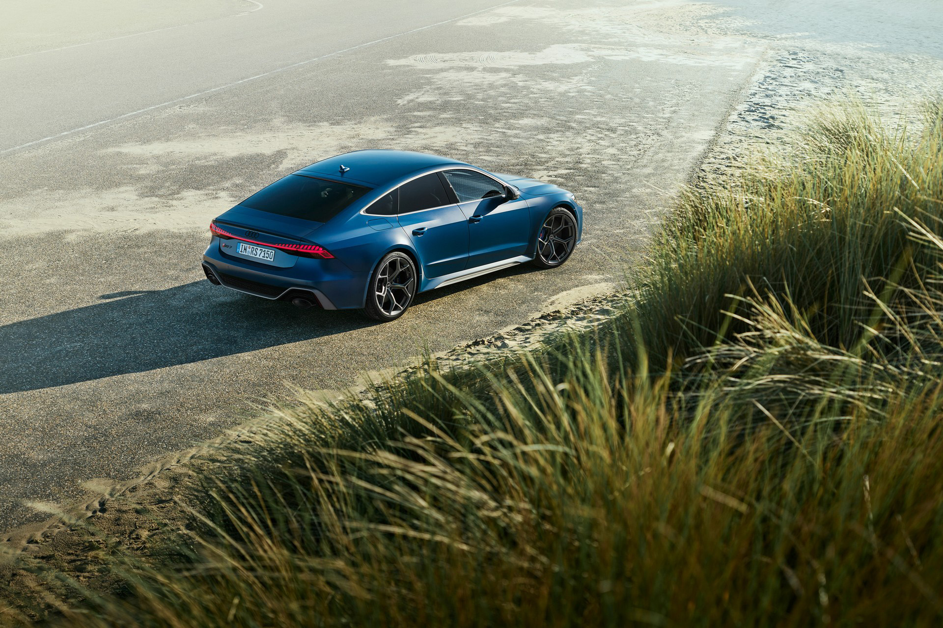 2023 Audi RS7 Sportback Performance (Color: Ascari Blue Matt) Rear Three-Quarter Wallpapers #16 of 119