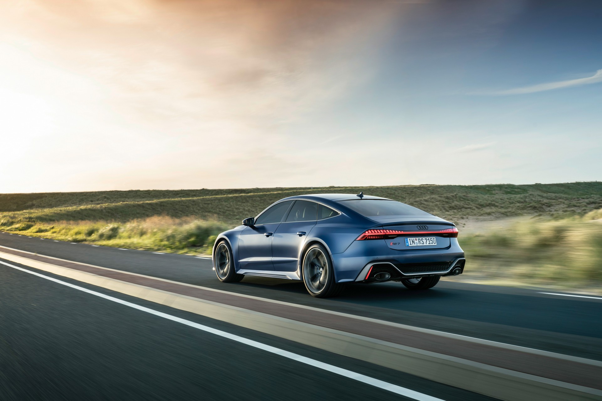 2023 Audi RS7 Sportback Performance (Color: Ascari Blue Matt) Rear Three-Quarter Wallpapers (8)