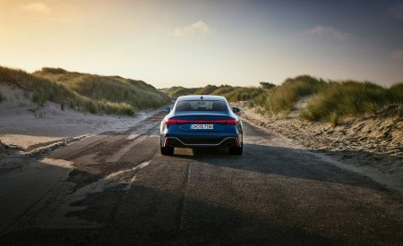 2023 Audi RS7 Sportback Performance (Color: Ascari Blue Matt) Rear Wallpapers 450x275 (34)