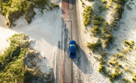 2023 Audi RS7 Sportback Performance (Color: Ascari Blue Matt) Top Wallpapers 450x275 (37)