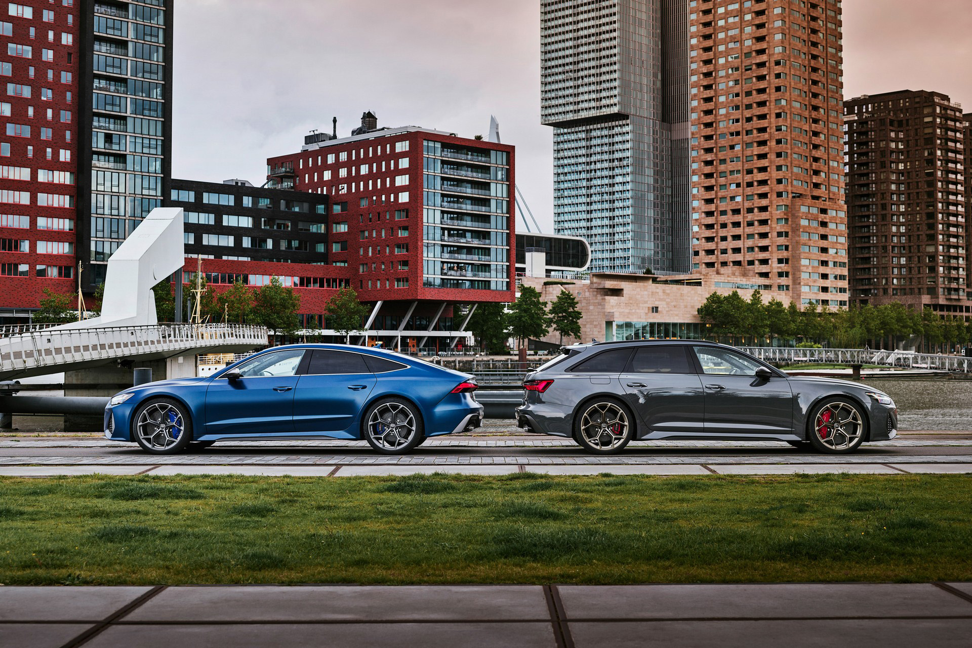 2023 Audi RS7 Sportback Performance (Color: Ascari Blue Matt) and Audi RS 6 Avant Performance Wallpapers #62 of 119