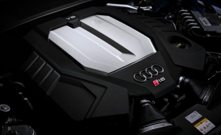 2023 Audi RS7 Sportback Performance Engine Wallpapers 450x275 (85)