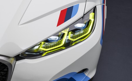2023 BMW 3.0 CSL Headlight Wallpapers 450x275 (18)