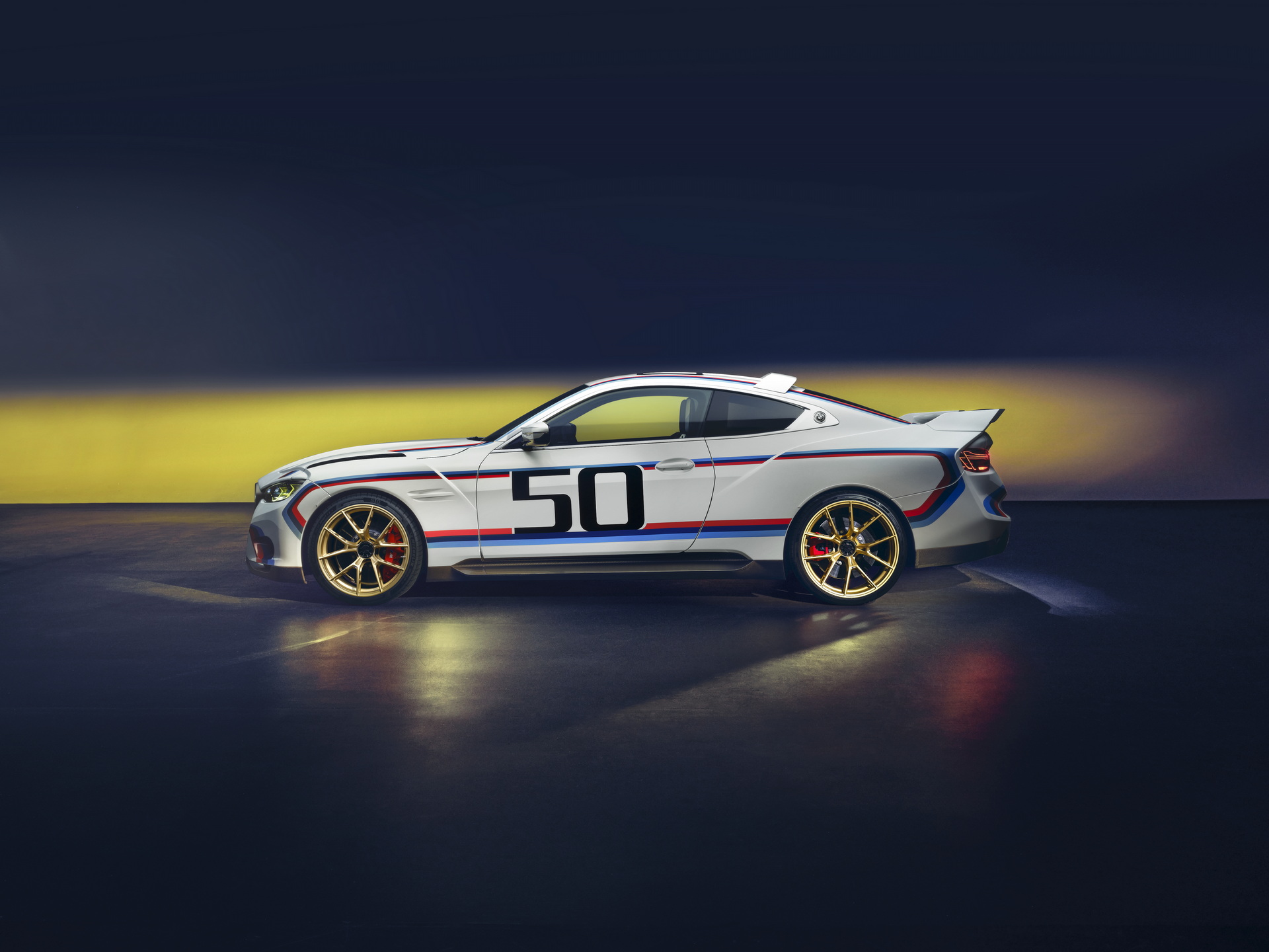 2023 BMW 3.0 CSL Side Wallpapers #34 of 40