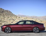 2023 BMW 760i xDrive (Color: Aventurin Red Metallic Two-Tone; US-Spec) Side Wallpapers 150x120 (24)