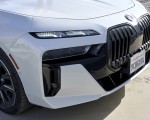 2023 BMW 760i xDrive (Color: Mineral White Metallic; US-Spec) Front Wallpapers 150x120