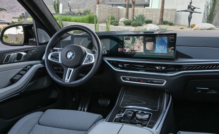 2023 BMW X7 M60i xDrive (Color: Frozen Grey; US-Spec) Interior Cockpit Wallpapers 450x275 (77)