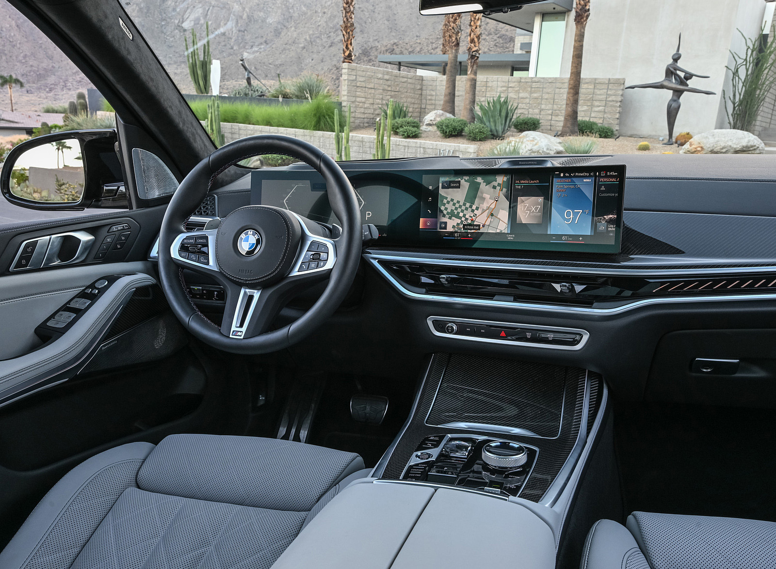 2023 BMW X7 M60i xDrive (Color: Frozen Grey; US-Spec) Interior Cockpit Wallpapers #77 of 254