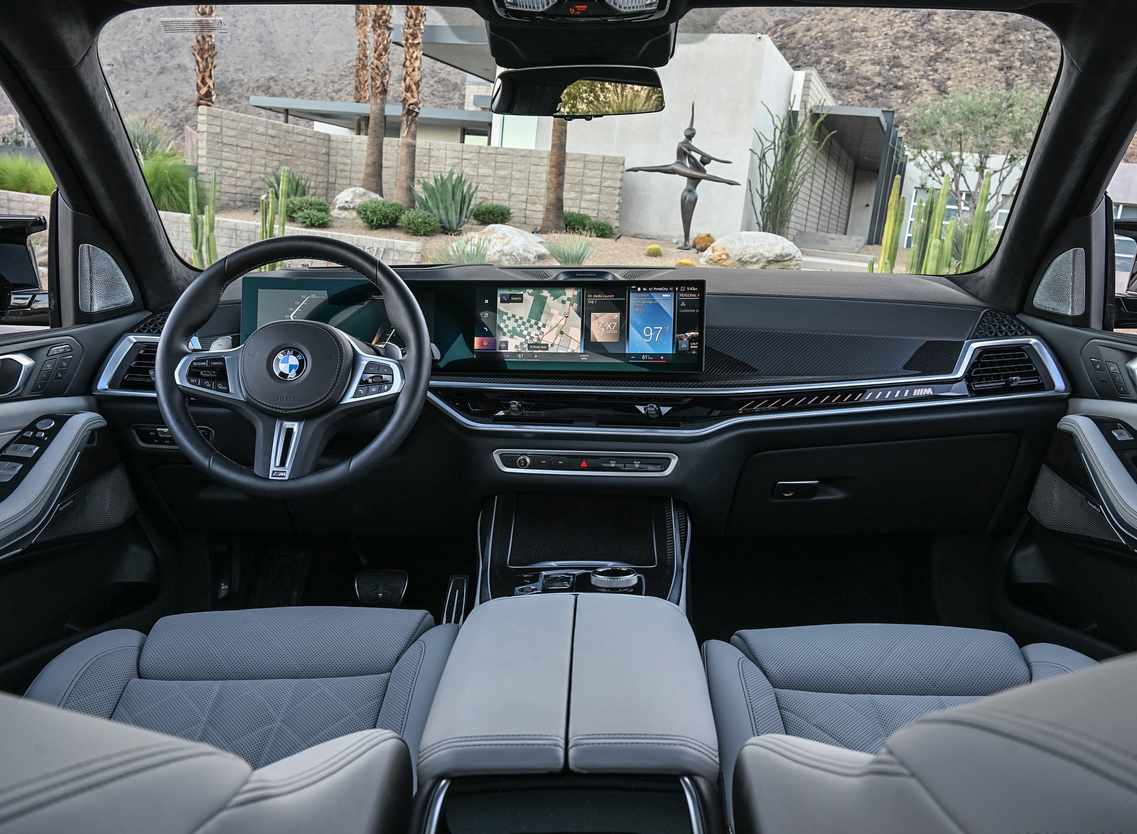 2023 BMW X7 M60i xDrive (Color: Frozen Grey; US-Spec) Interior Cockpit Wallpapers #79 of 254