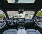 2023 BMW X7 M60i xDrive (Color: Frozen Grey; US-Spec) Interior Cockpit Wallpapers 150x120 (80)