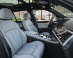 2023 BMW X7 M60i xDrive (Color: Frozen Grey; US-Spec) Interior Front Seats Wallpapers 150x120 (81)