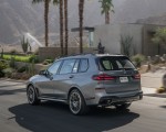 2023 BMW X7 M60i xDrive (Color: Frozen Grey; US-Spec) Rear Three-Quarter Wallpapers 150x120 (44)