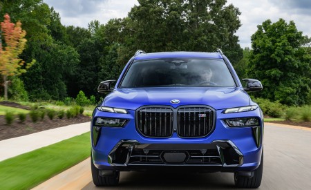 2023 BMW X7 M60i xDrive (Color: Frozen Marina Bay Blue; US-Spec) Front Wallpapers 450x275 (217)