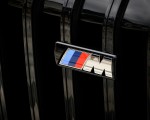 2023 BMW X7 M60i xDrive (Color: Frozen Marina Bay Blue; US-Spec) Grille Wallpapers 150x120