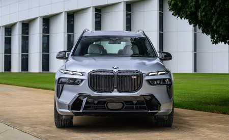 2023 BMW X7 M60i xDrive (Color: Frozen Pure Grey Metallic; US-Spec) Front Wallpapers 450x275 (172)